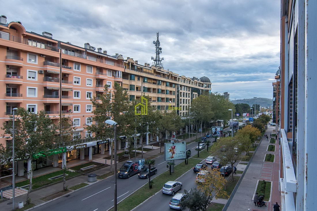 Dvosoban stan 70m2, Preko Morače