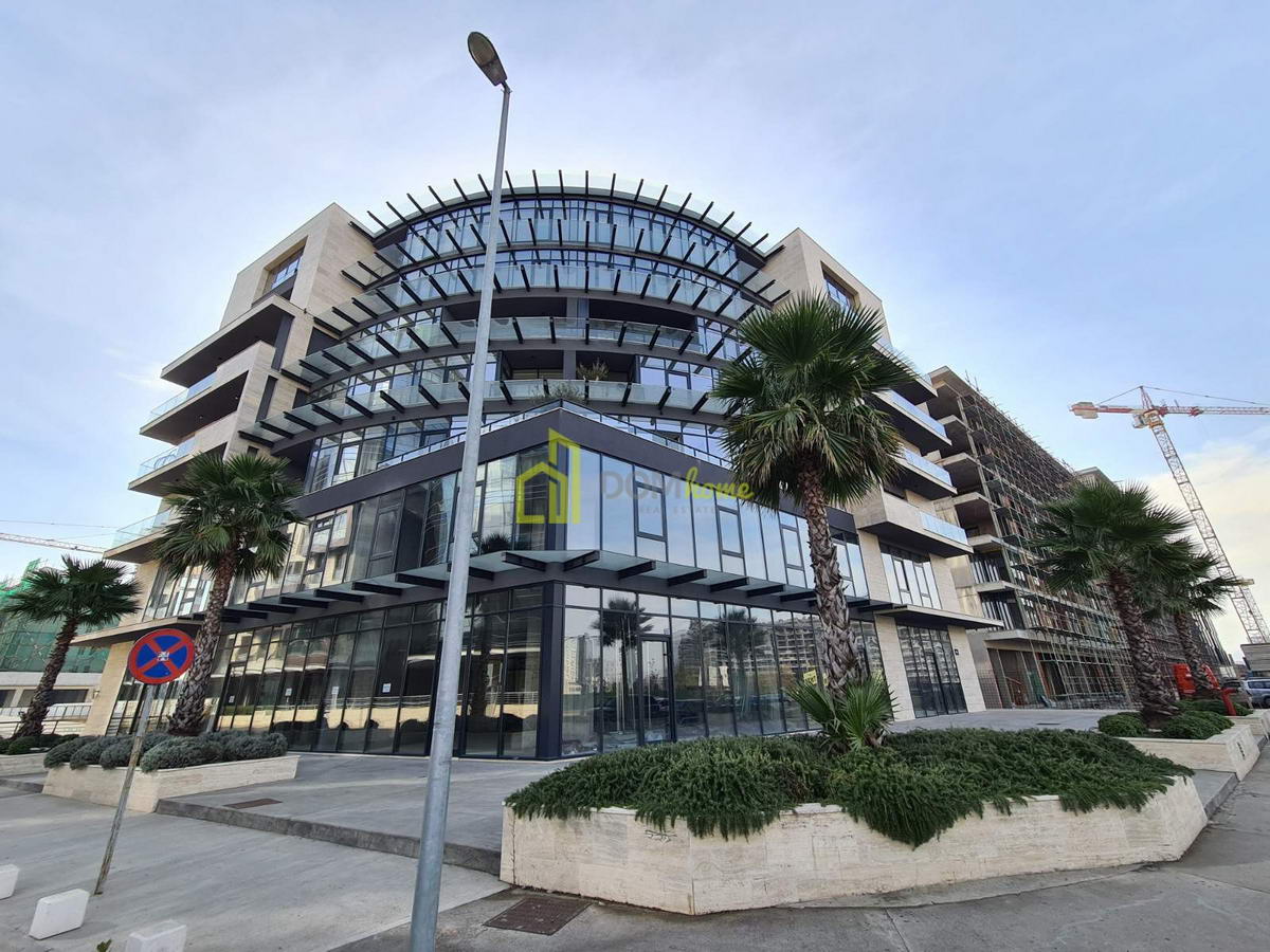 Poslovni prostor 392m2, Preko Morače