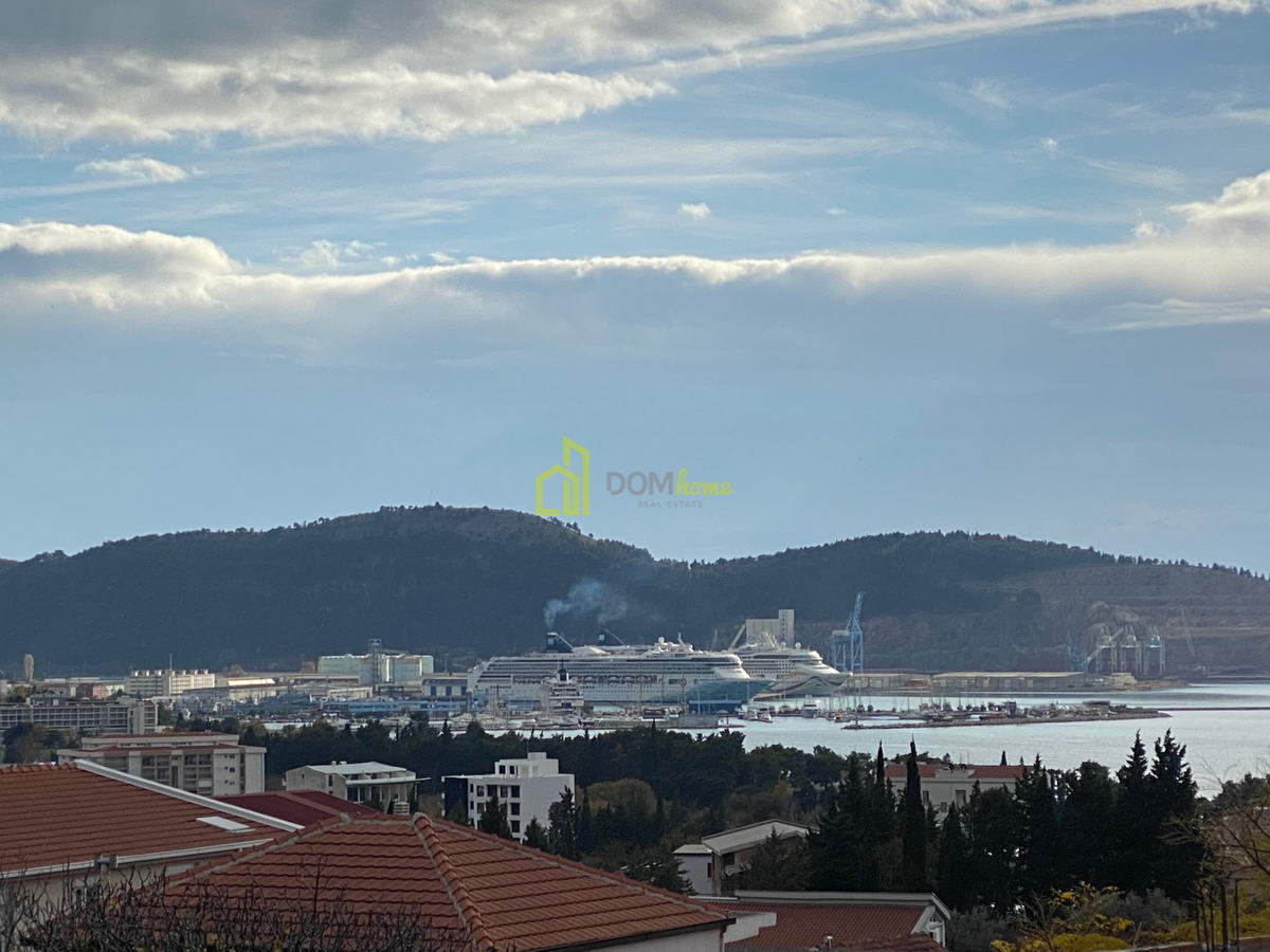 Kuća 250m2, Bar, Šušanj