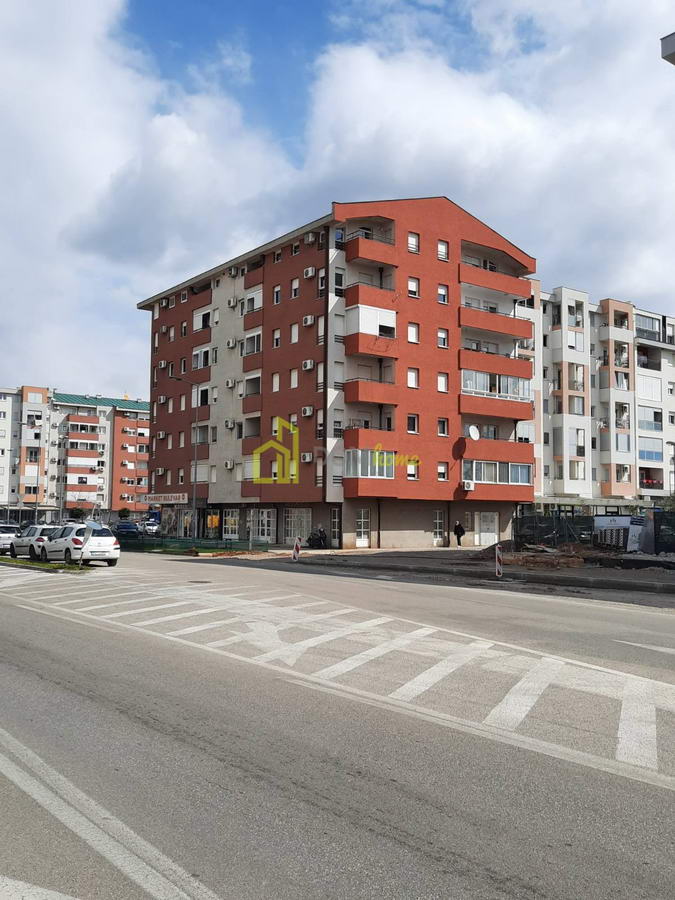 Dvosoban stan 67m2, Stari Aerodrom