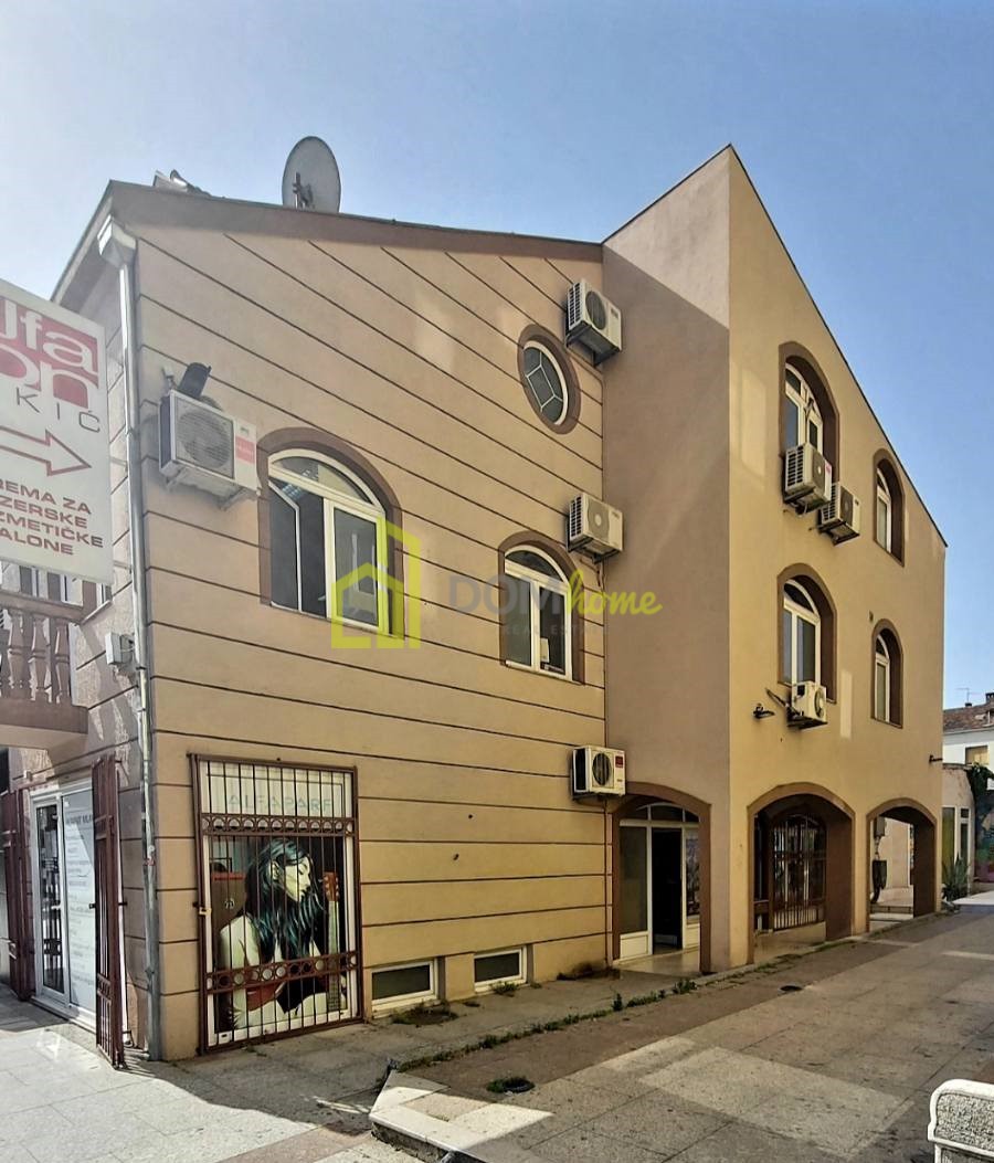 Poslovna zgrada 240m2, Centar