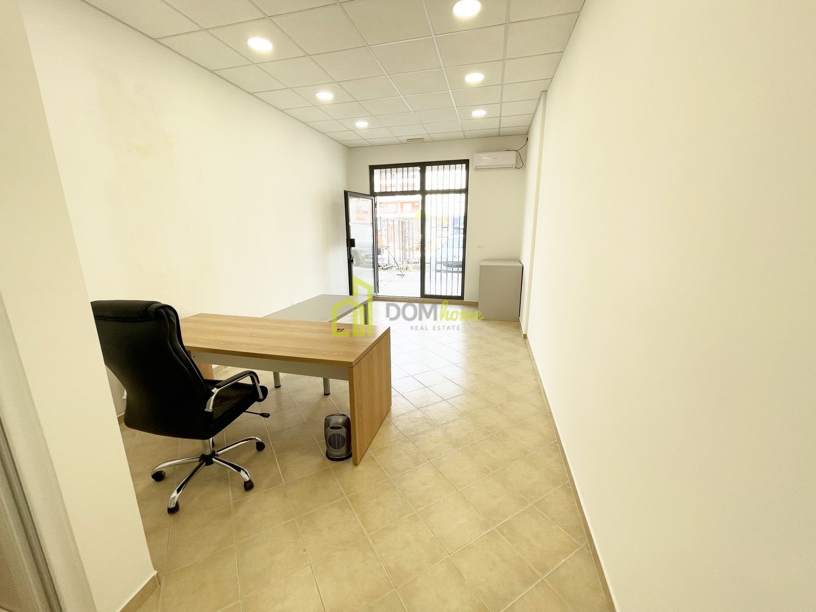 Poslovni prostor 25m2, Stari Aerodrom