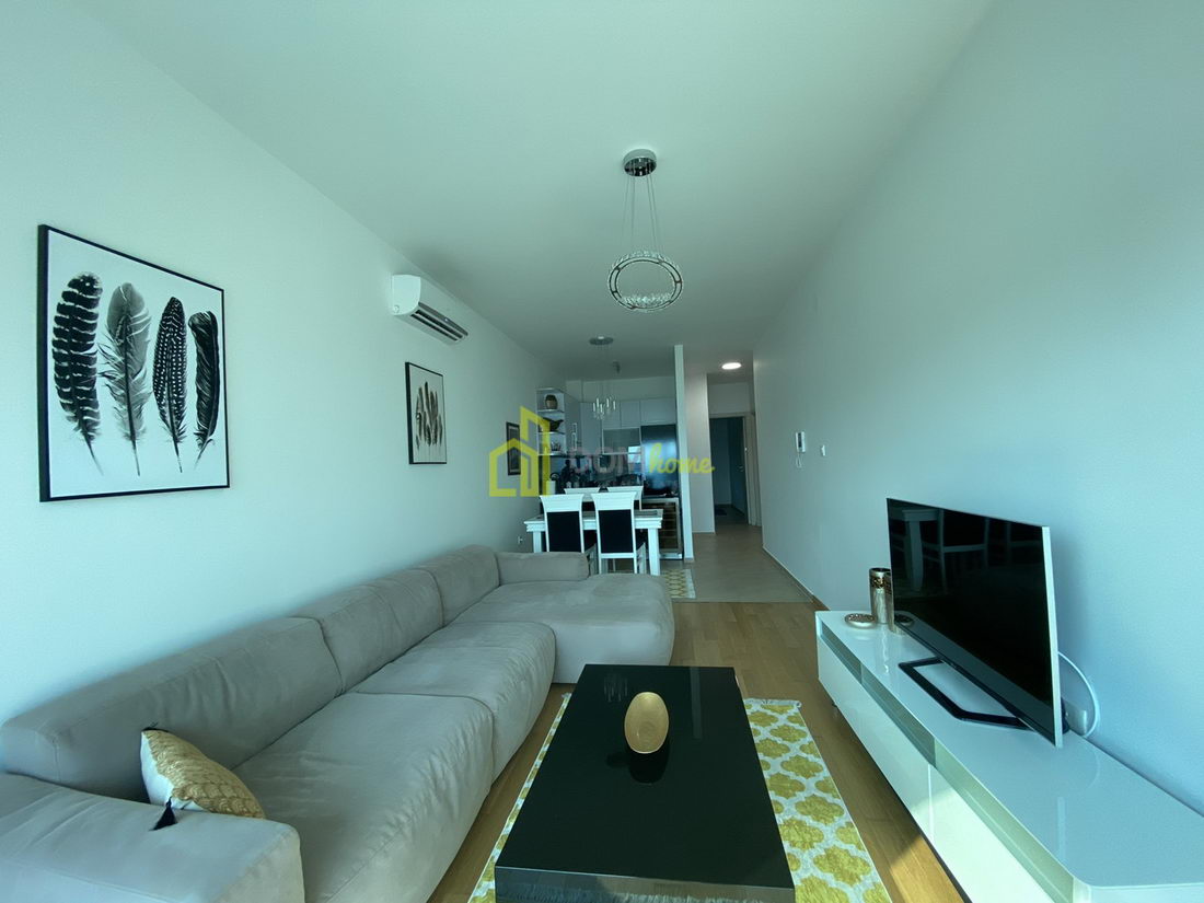 Dvosoban stan 67m2, Bečići