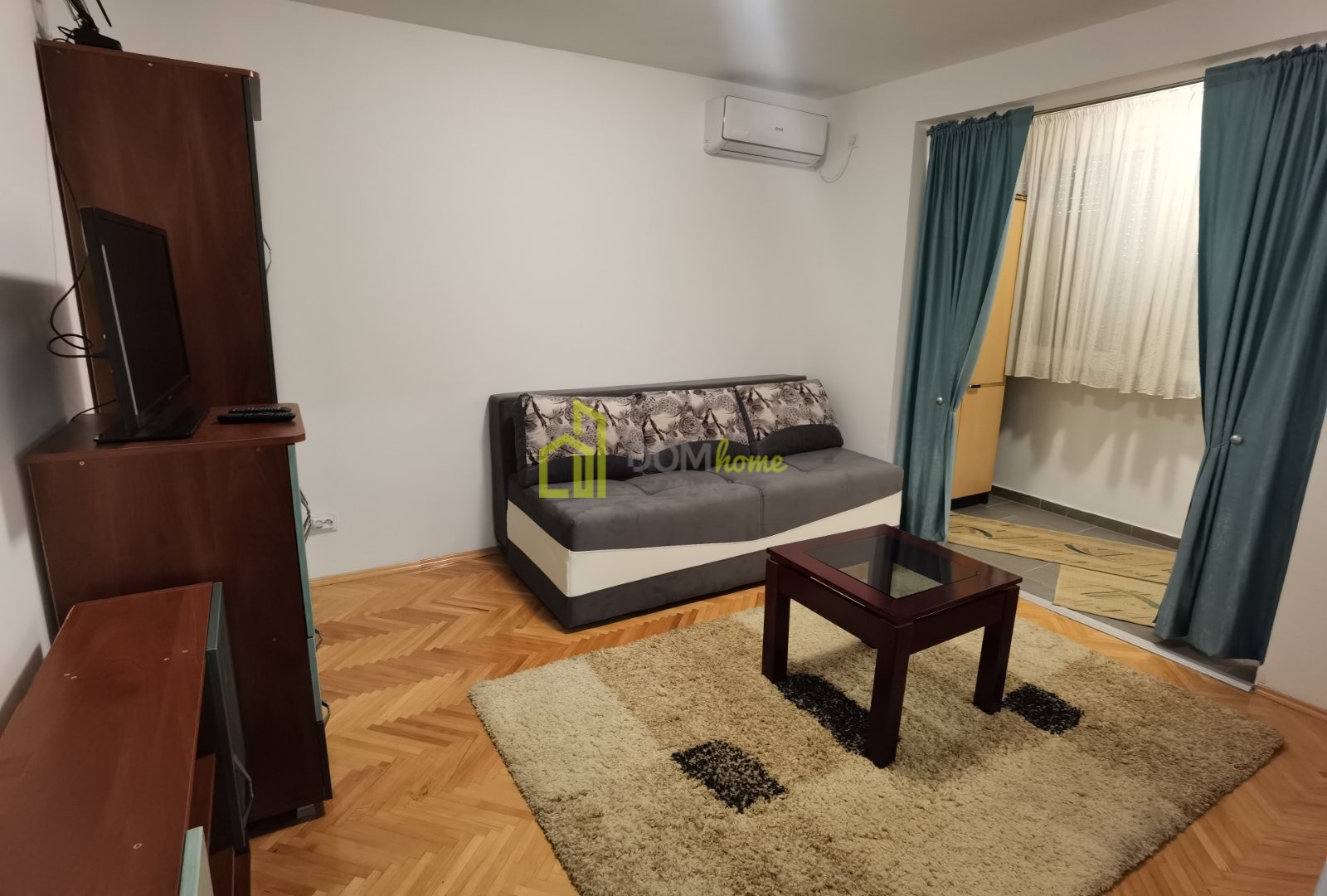 Garsonjera 30m2, kod Autobuske