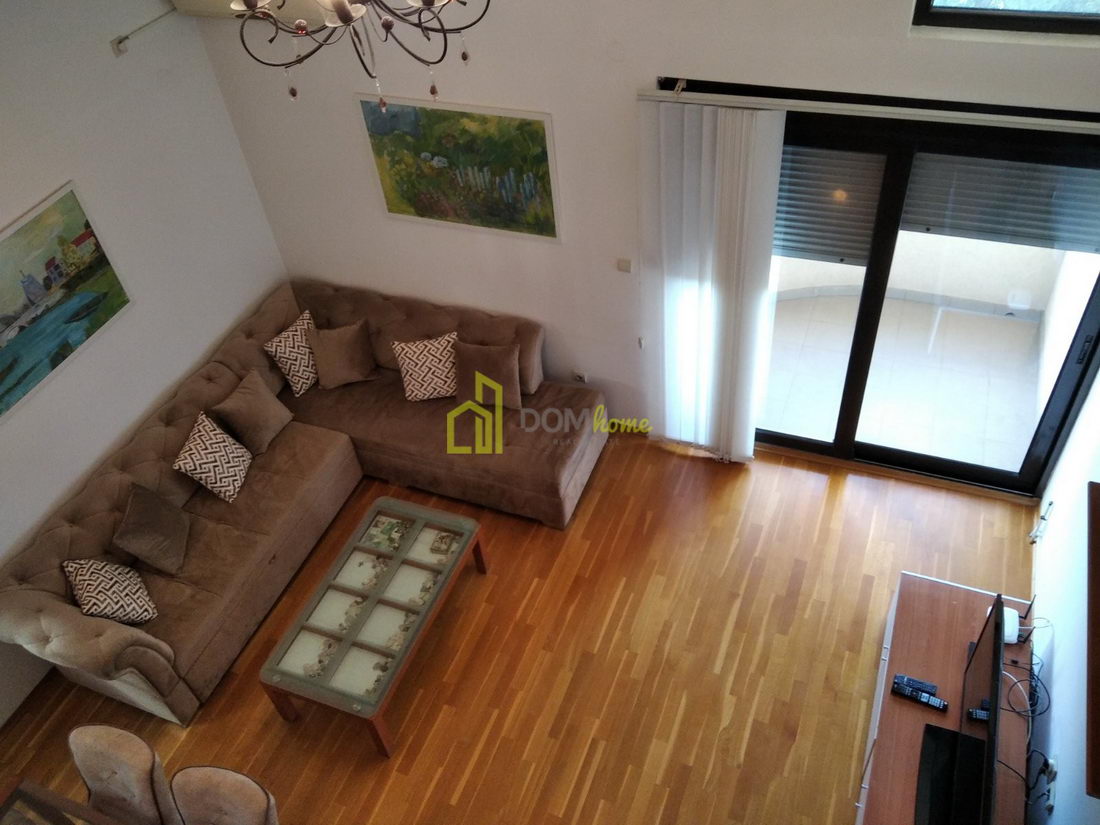 Trosoban duplex stan 110m2, Momišići