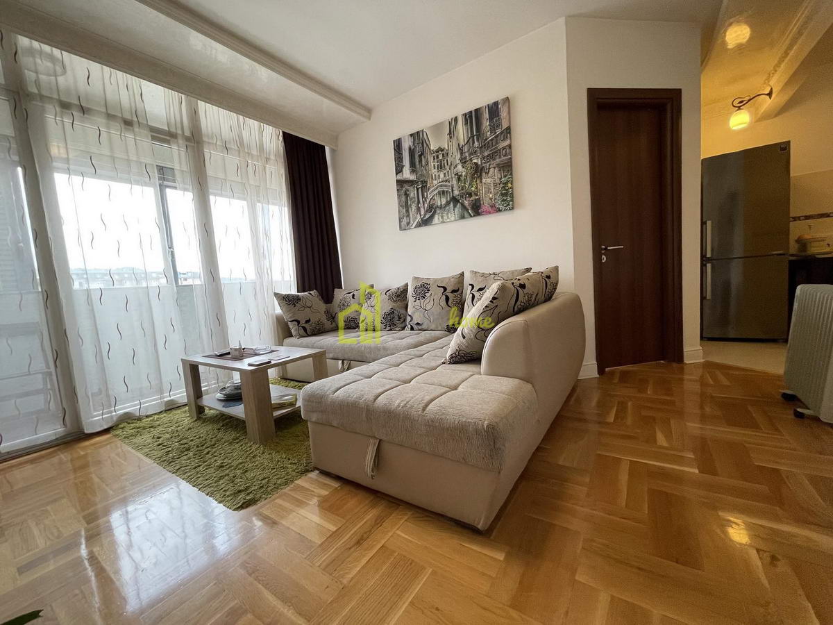 Jednosoban stan 42m2, iza Delte