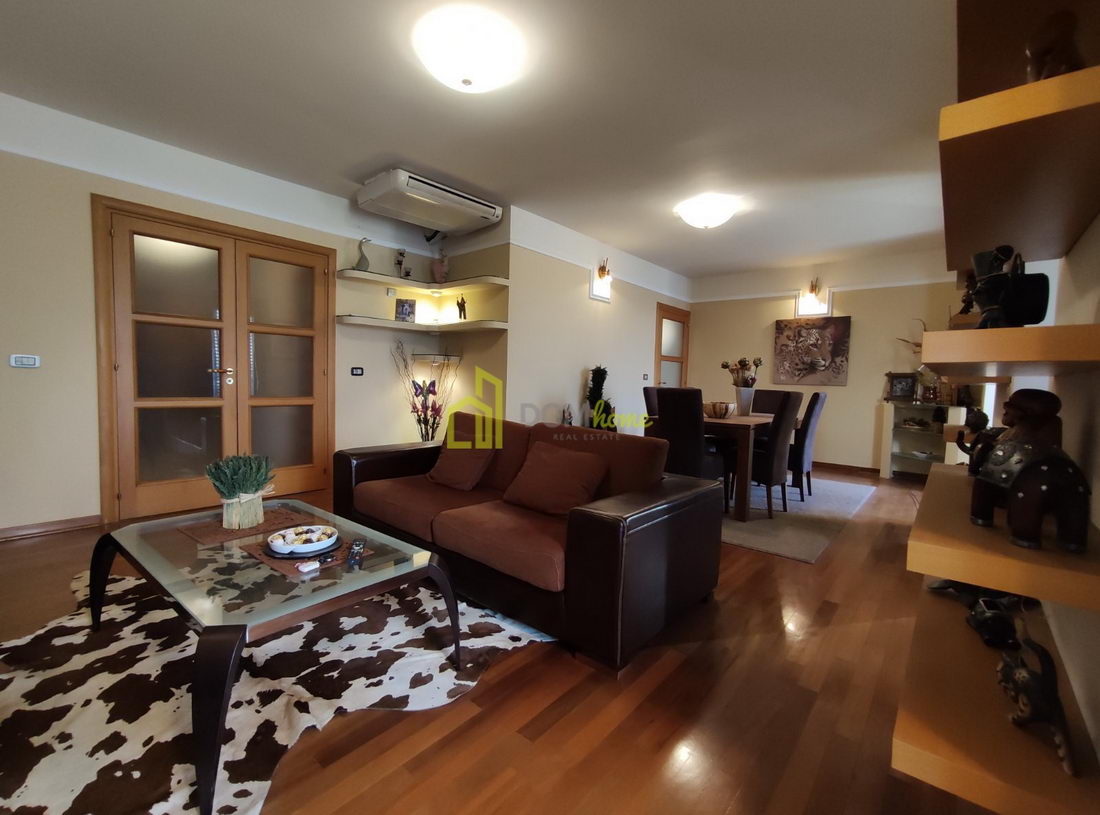 Trosoban stan 151m2, Gorica C