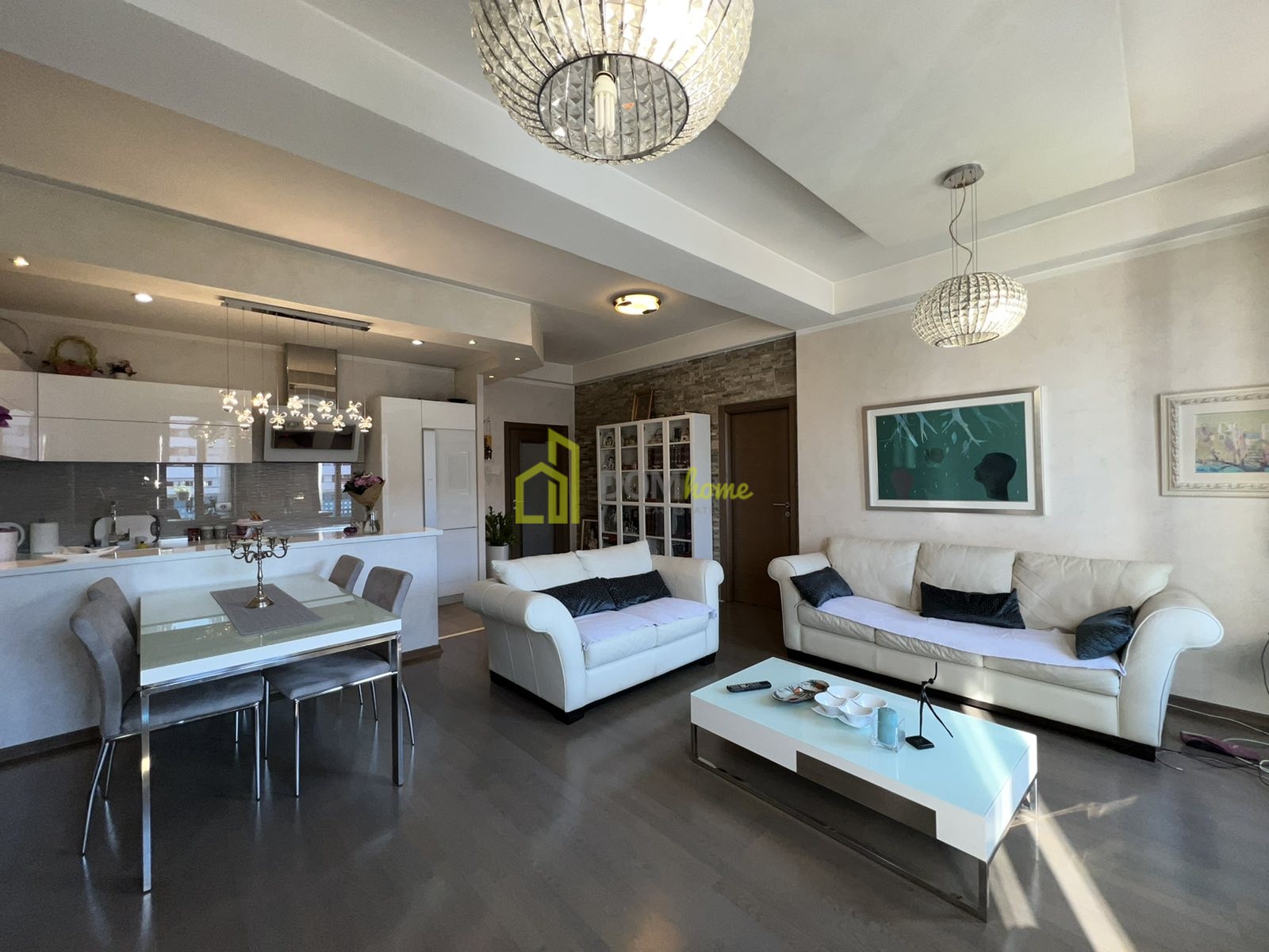 Trosoban lux stan 90m2, Preko Morače