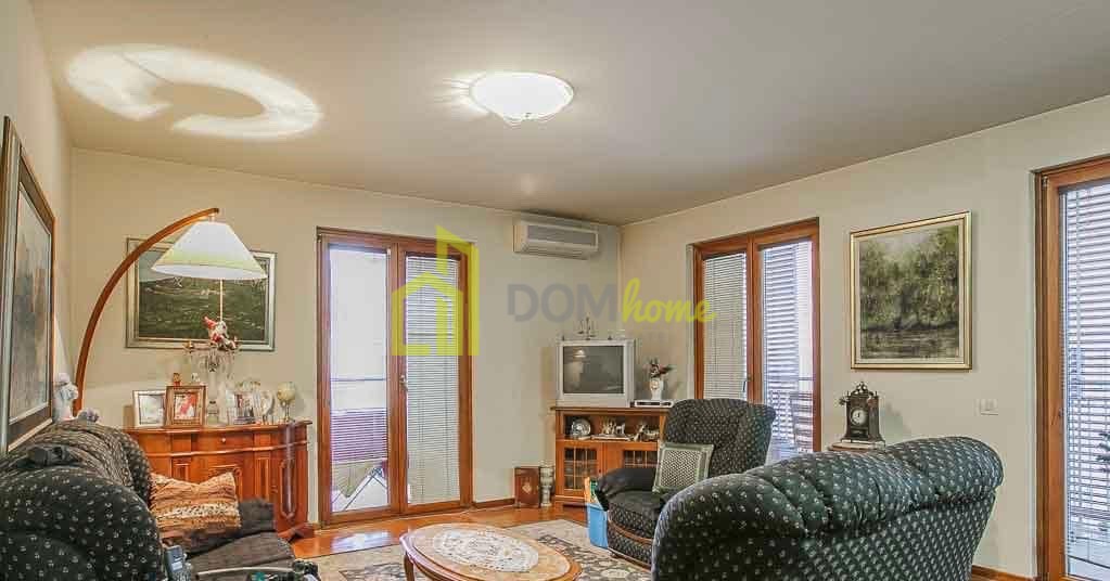 Dvosoban stan 199m2, Gorica C