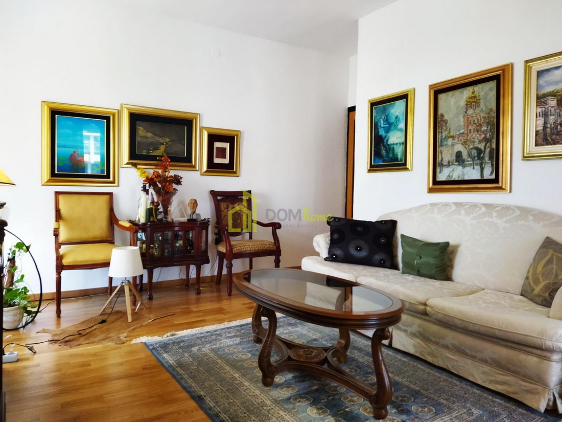 Trosoban stan 117m2, Momišići