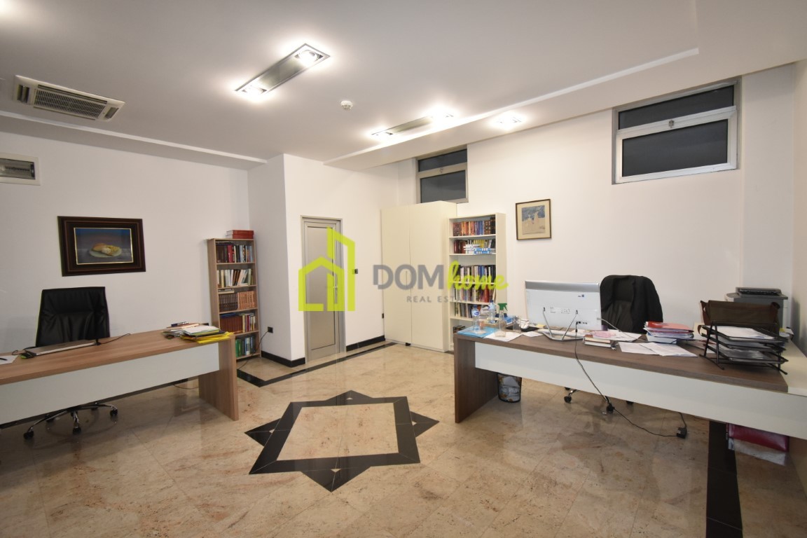 Poslovni prostor 40m2, Preko Morače