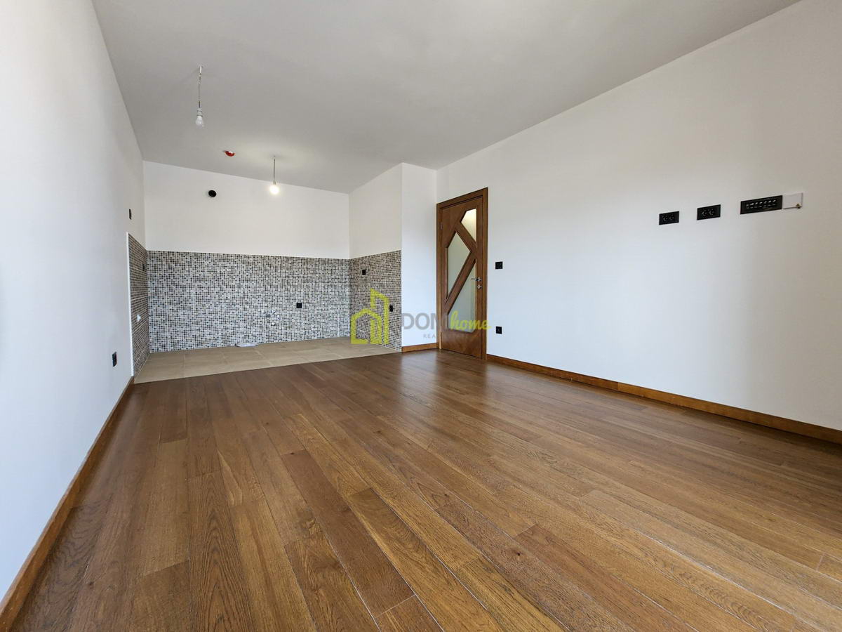 Dvosoban stan 68m2, Ljubović