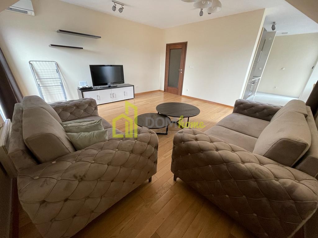 Dvosoban stan 85m2, Gorica C