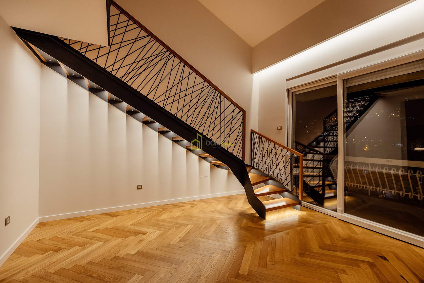 Dvosoban duplex stan 71m2 , Tivat