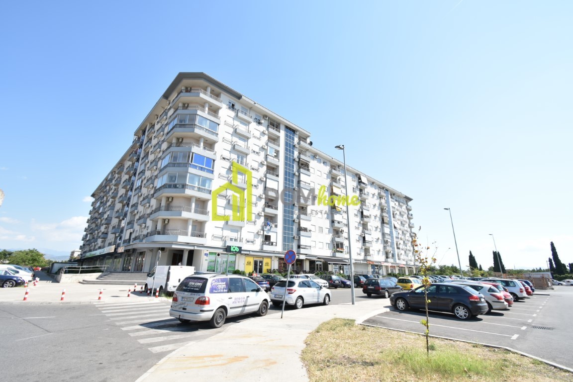 Jednosoban stan 54m2, Tuški put