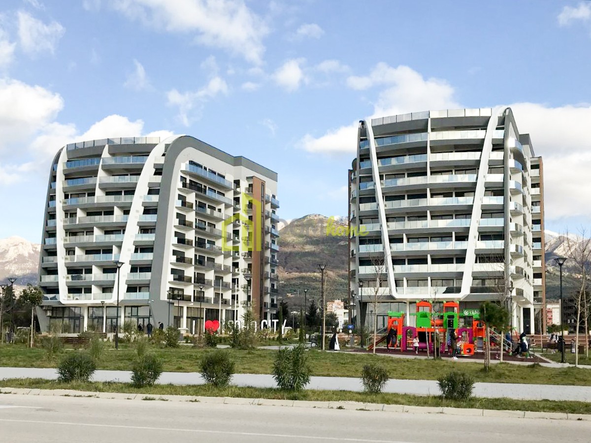 Garsonjera 34m2, Bar