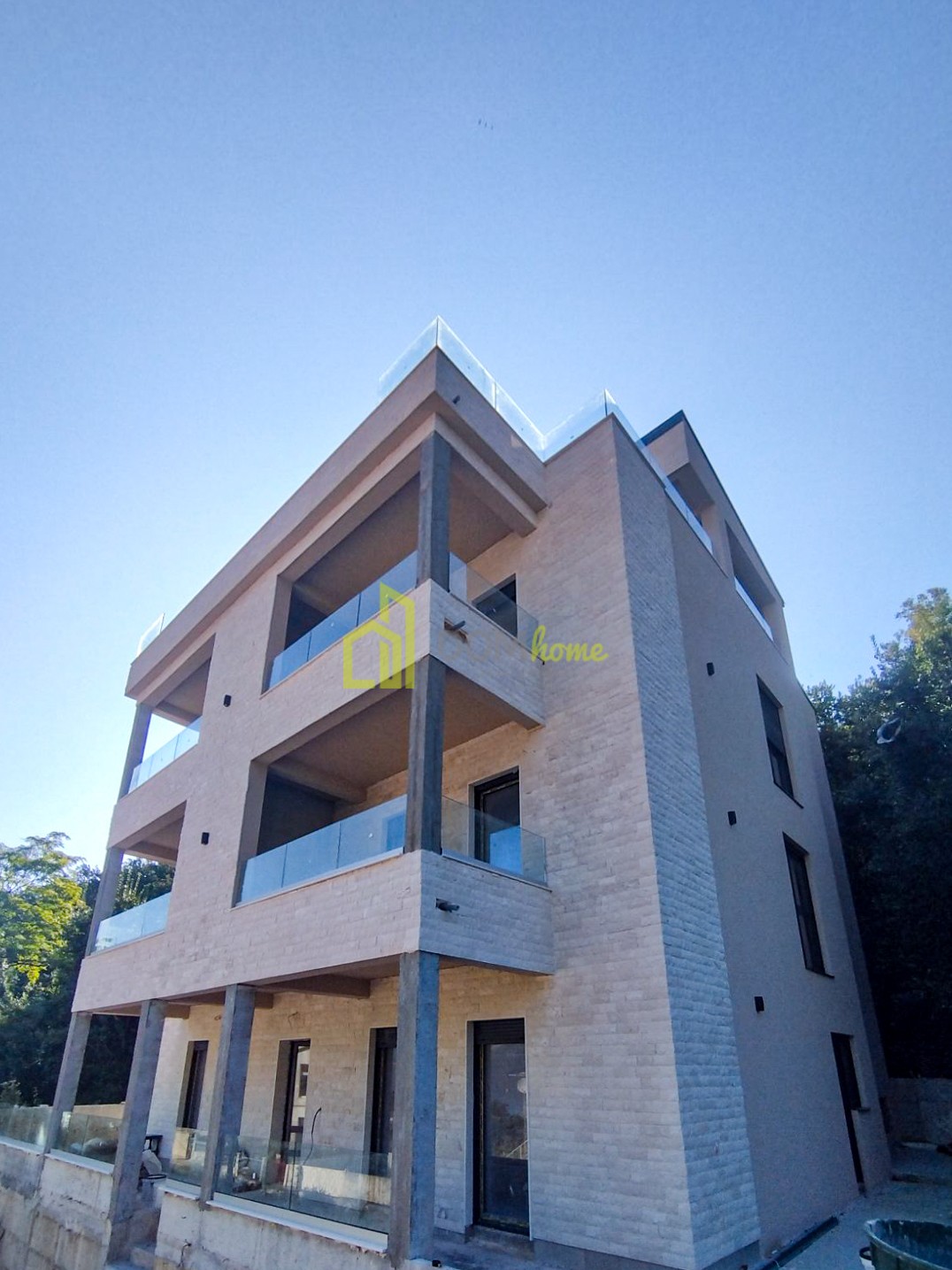 Jednosoban stan 42m2, Kostanjica