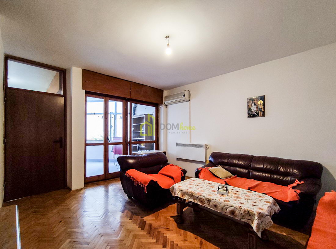 Dvosoban stan 74m2, Blok 6