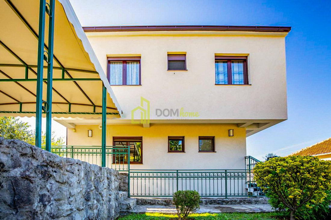 Kuća 189m2, Donja Gorica