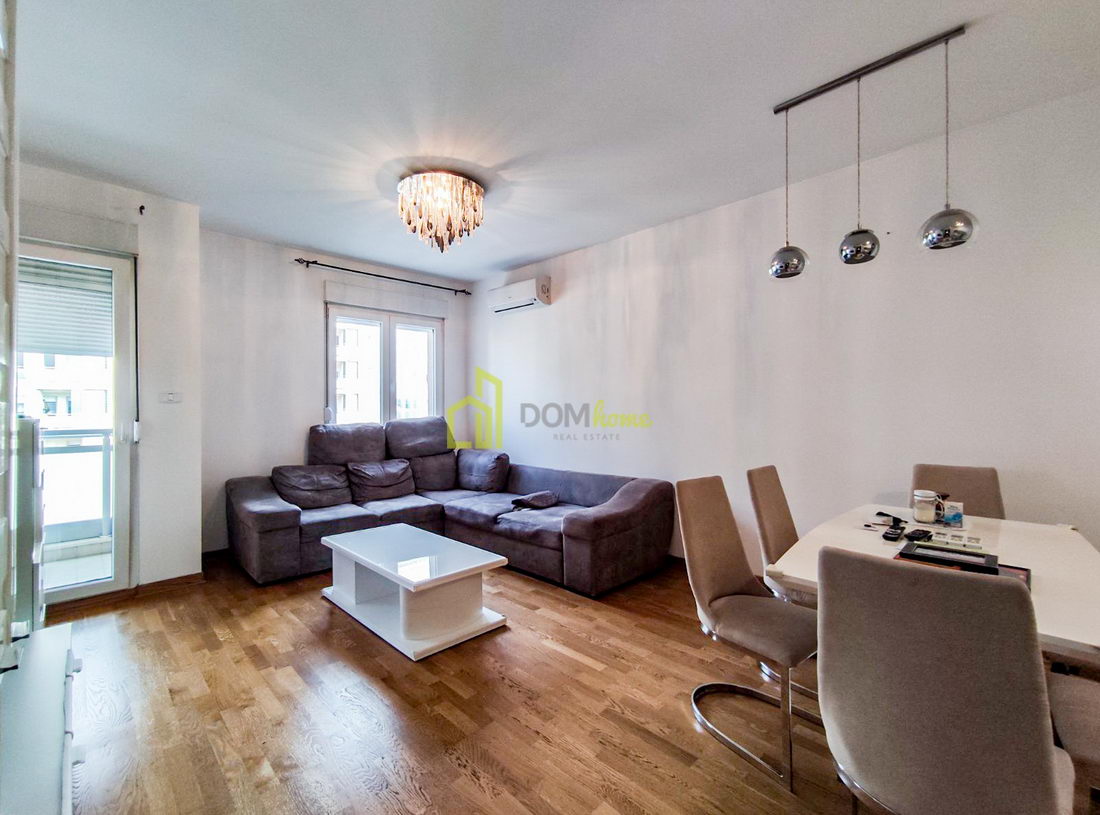 Dvosoban stan 64m2, City kvart