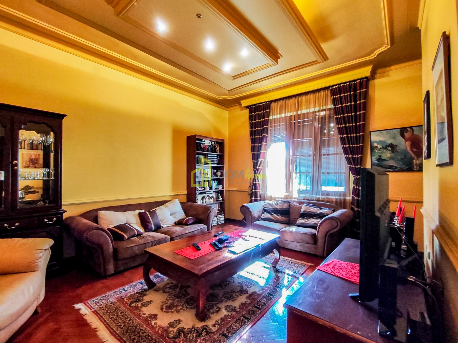 Однокомнатная квартира 70м2, Центр