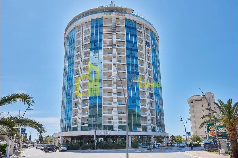 Tek yatak odalı daire 63m2, Budva