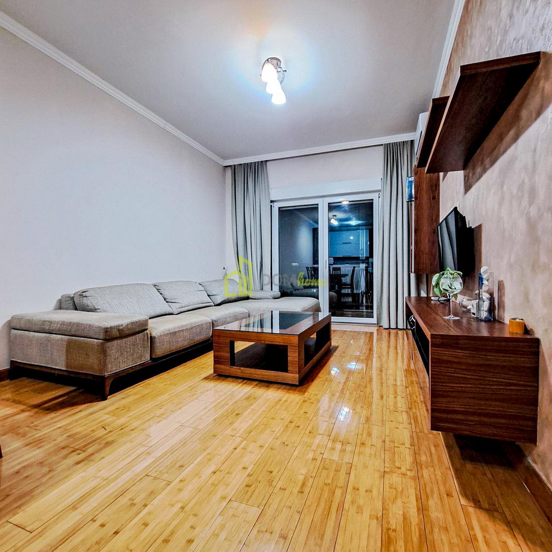 İki odalı daire 72m2, Pobrezje