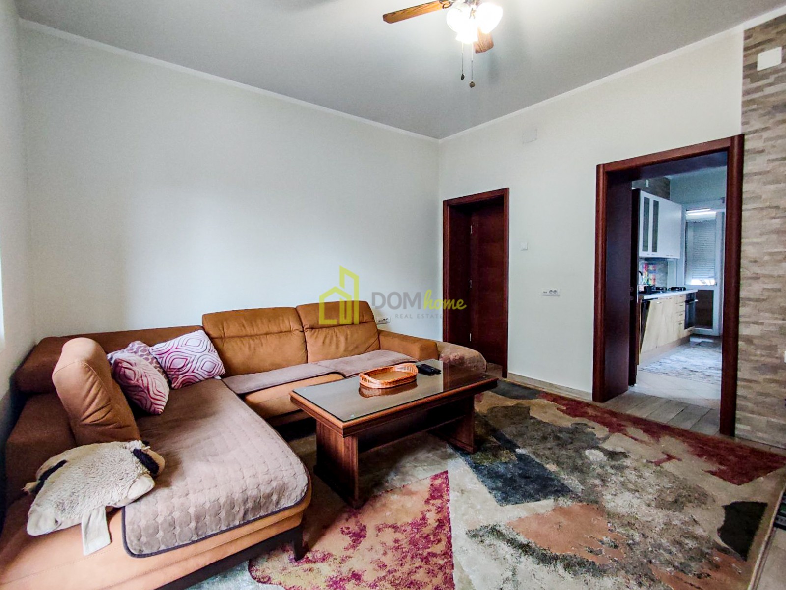 Two bedroom apartment 90m2, Center