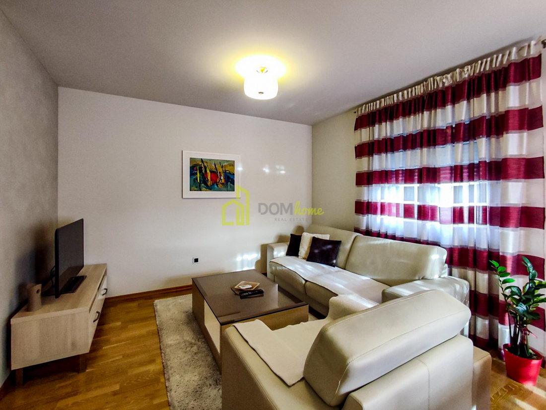 Dvosoban stan 62m2, Blok 9