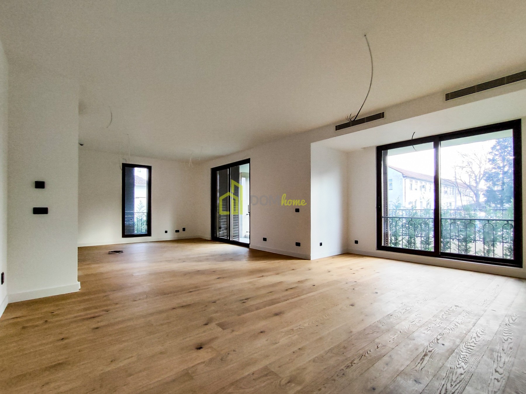 Trosoban stan 140m2, Centar