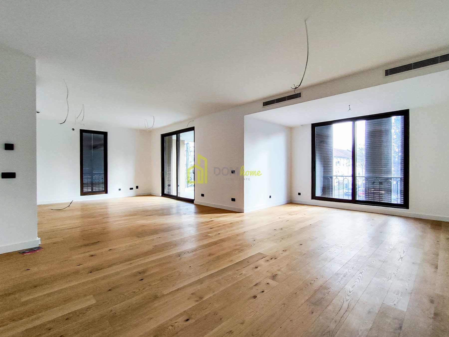 Trosoban stan 152m2, Centar