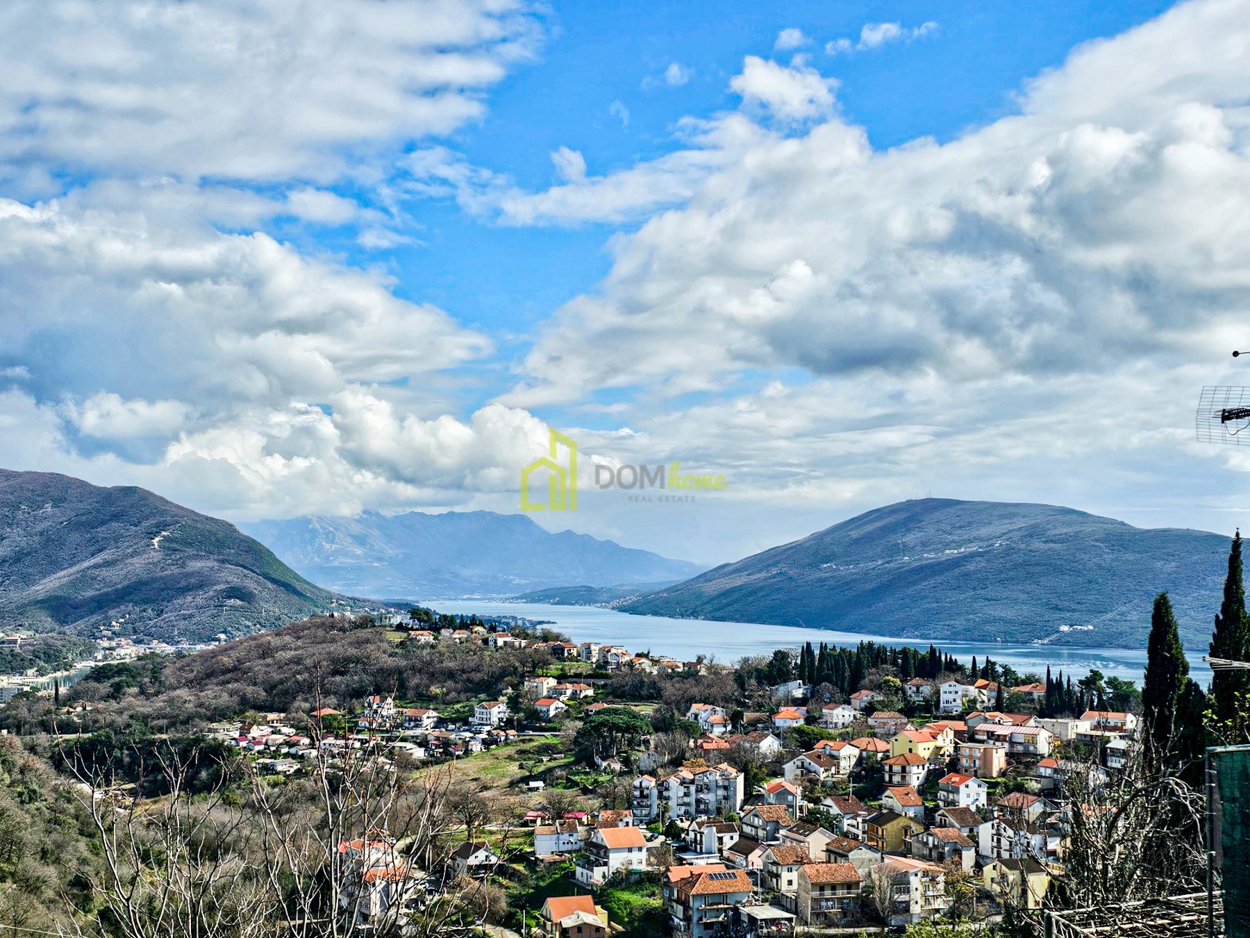 Urbanizovan plac 4000m2, Herceg Novi