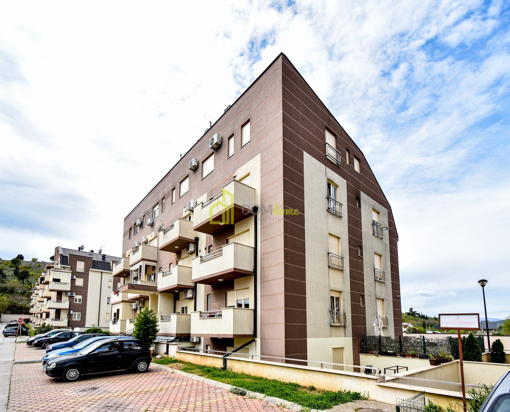 Студия 22м2, Фамили кварт 