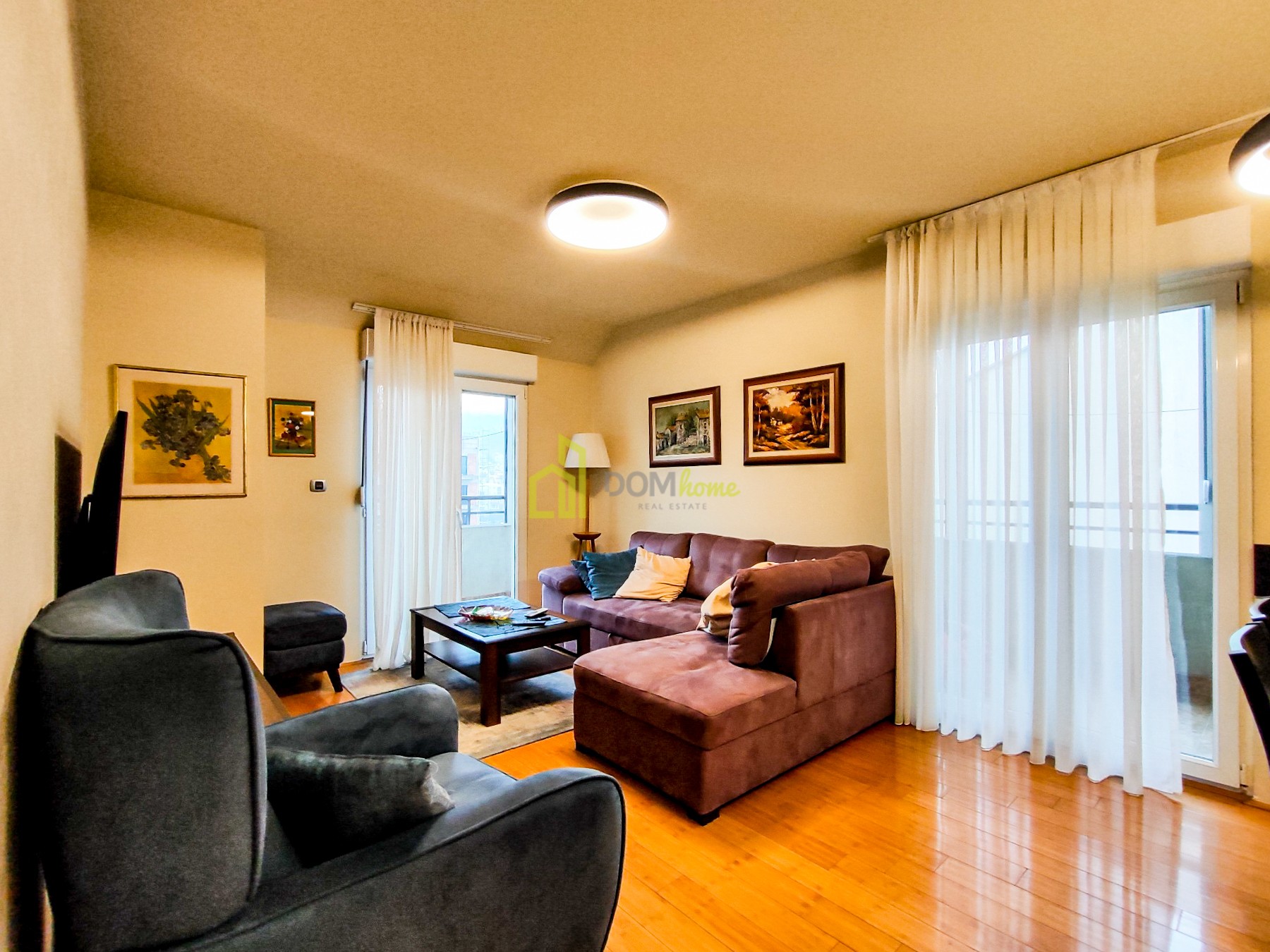 Trosoban duplex stan 83m2, Vezirov most