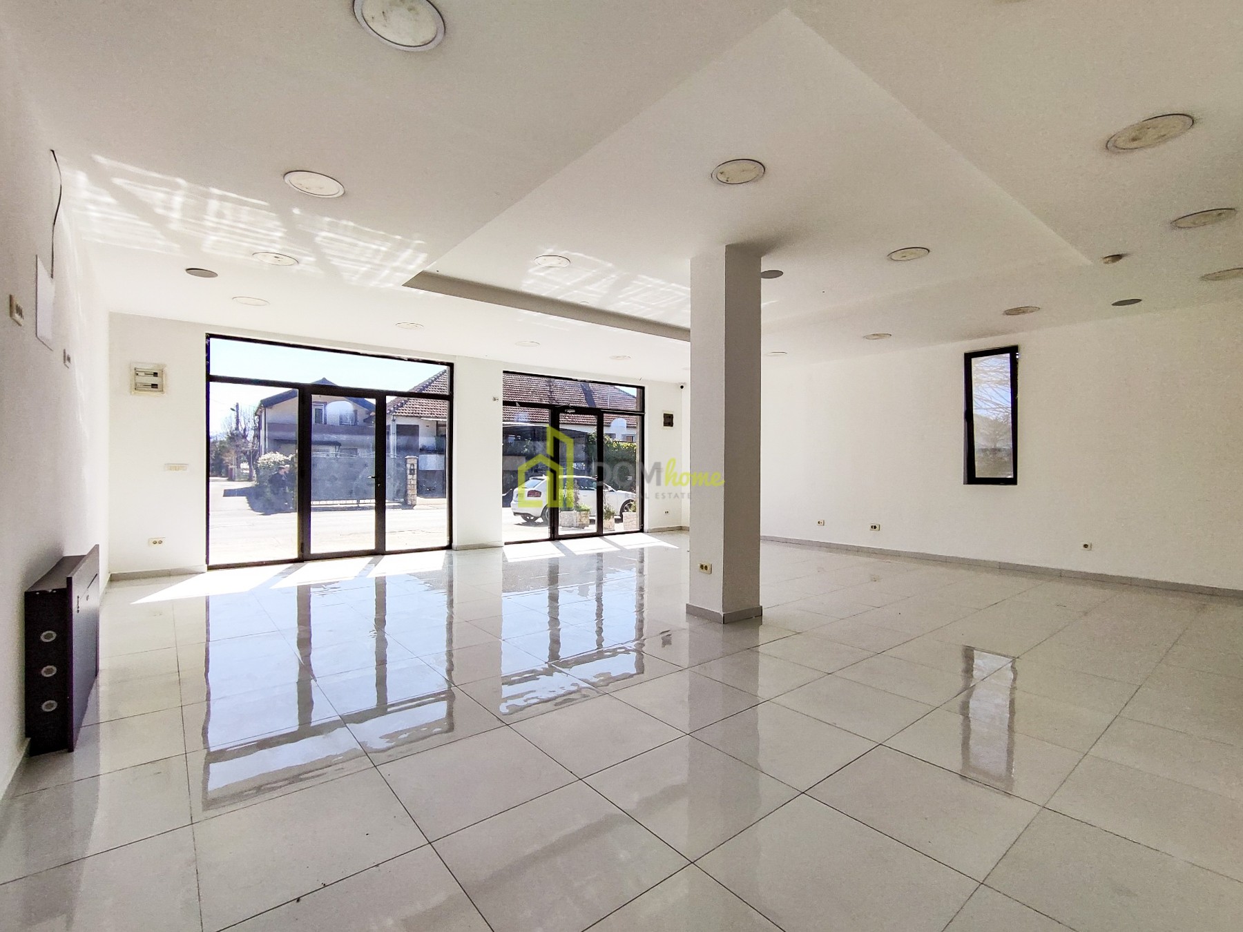 Poslovni prostor 90m², Masline, Podgorica – Iznajmljivanje, Klimatizovan, Opremljen, Parking