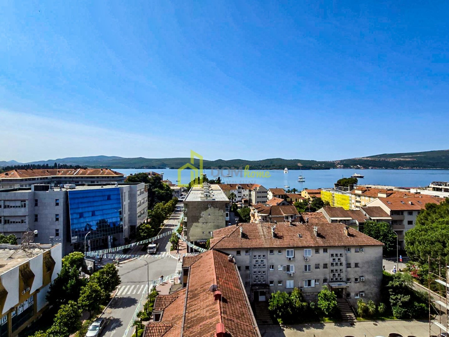 Dvosoban stan 67m², Tivat - Prodaja