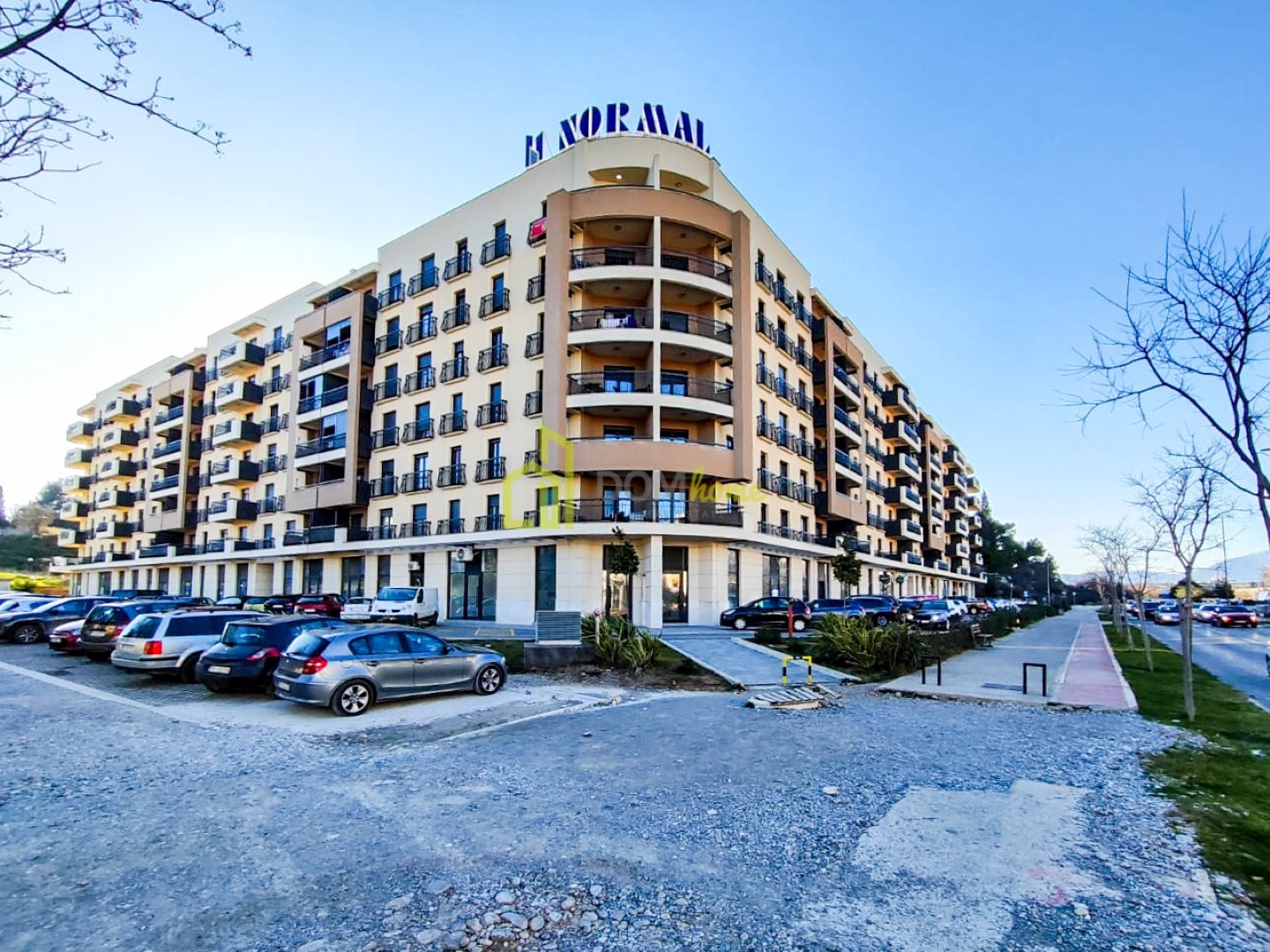 Poslovni prostor 110m², Ljubović - Izdavanje, Siva faza