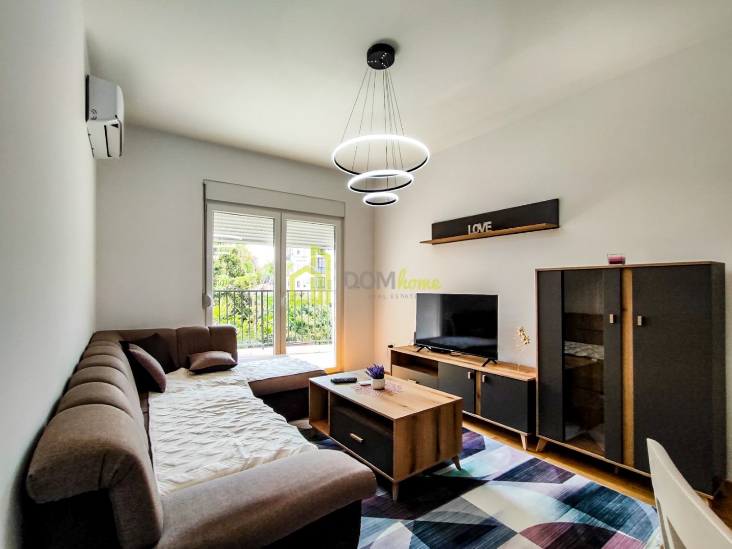 Dvosoban stan 68m², Stara Varoš - Izdavanje, Namješten, Klimatizovan, Garažno mjesto, Internet