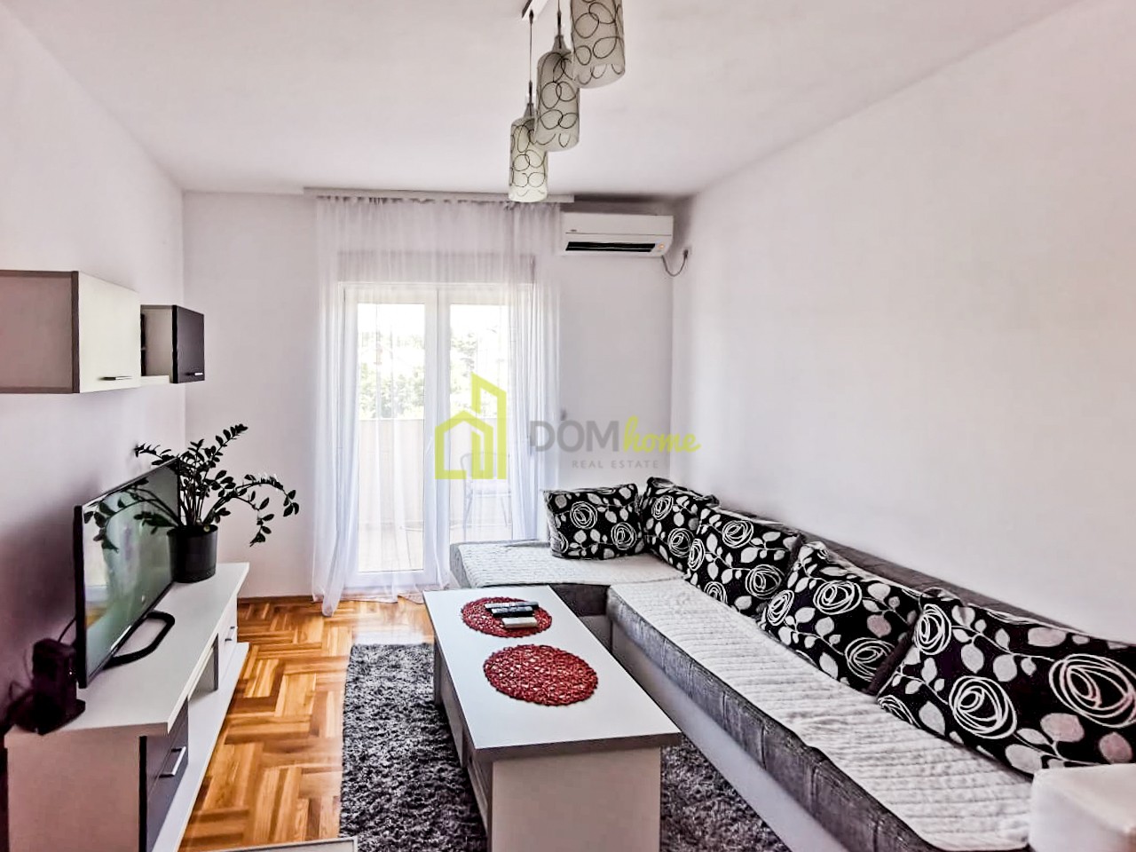 Jednosoban stan 43m², Zabjelo - Izdavanje, Namješten, Klimatizovan