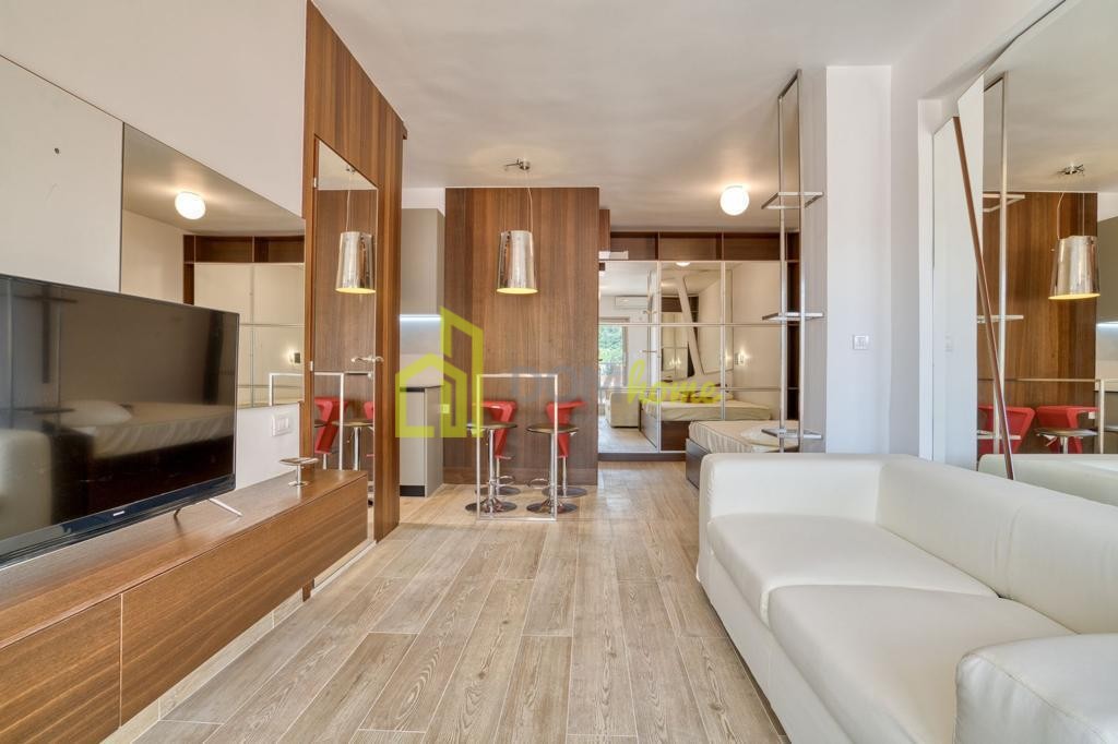 Studio apartman 26m², Budva - Izdavanje, Namješten, Klimatizovan