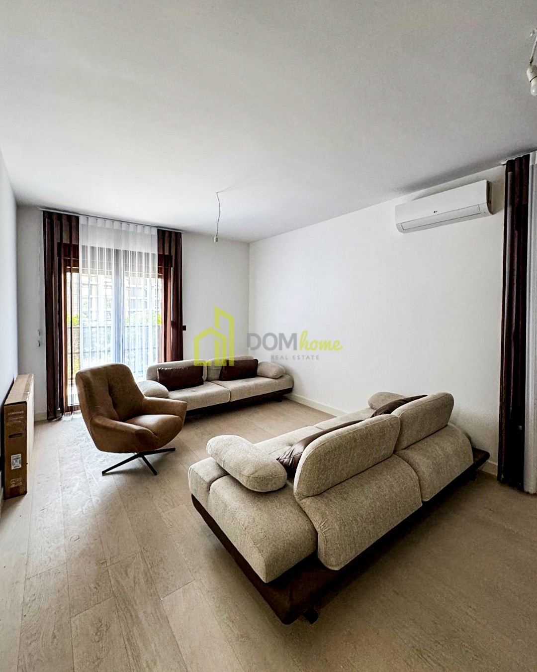 Jednosoban stan 53m², Krivi most - Izdavanje, Namješten, Klimatizovan