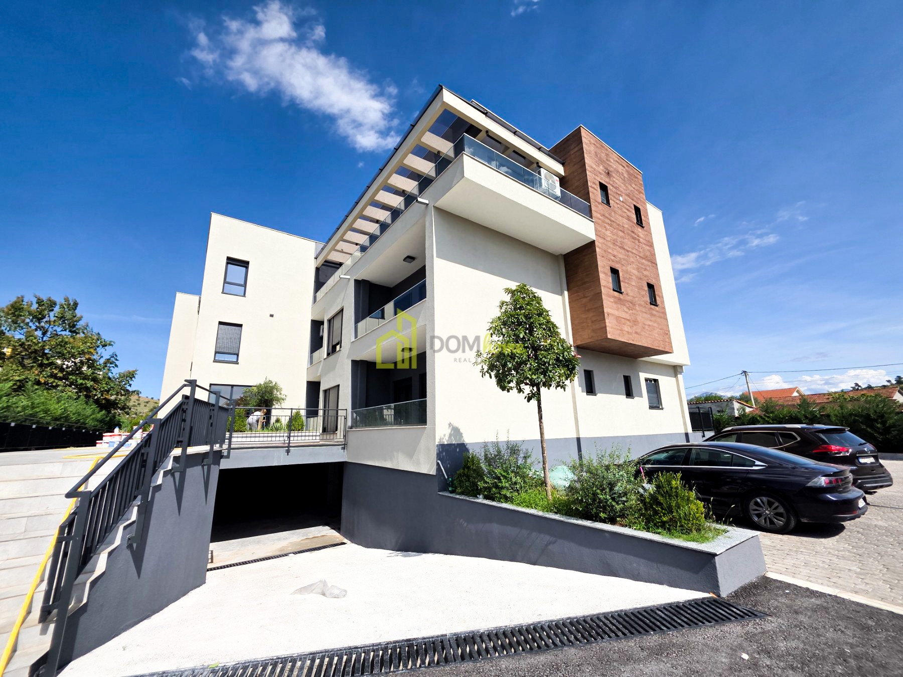 Jednosoban stan 38m2 + 30m2 terasa, Donja Gorica, Novogradnja