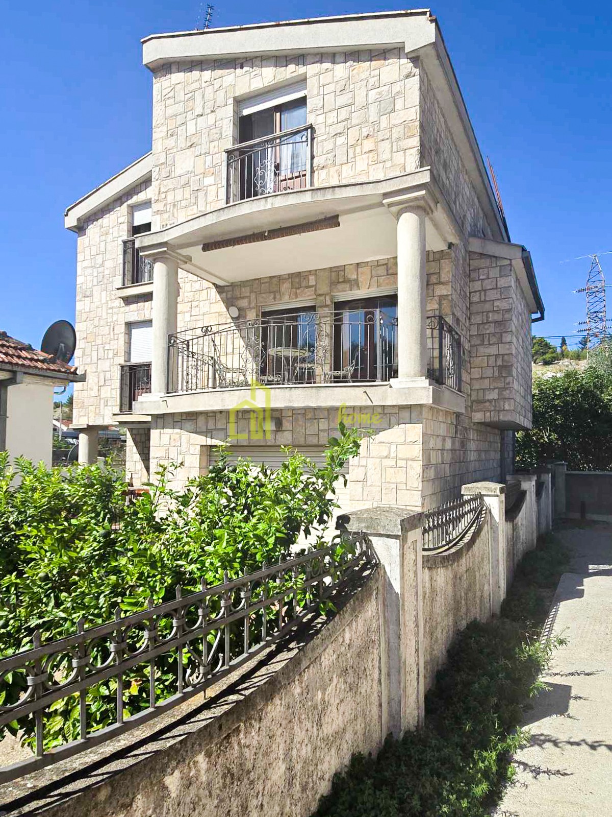 Kuća 270m2, Masline, Namještena, Parking