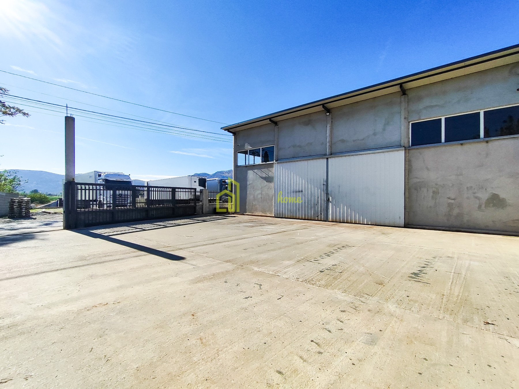 Magacin 170m2, Zeta-Izdavanje