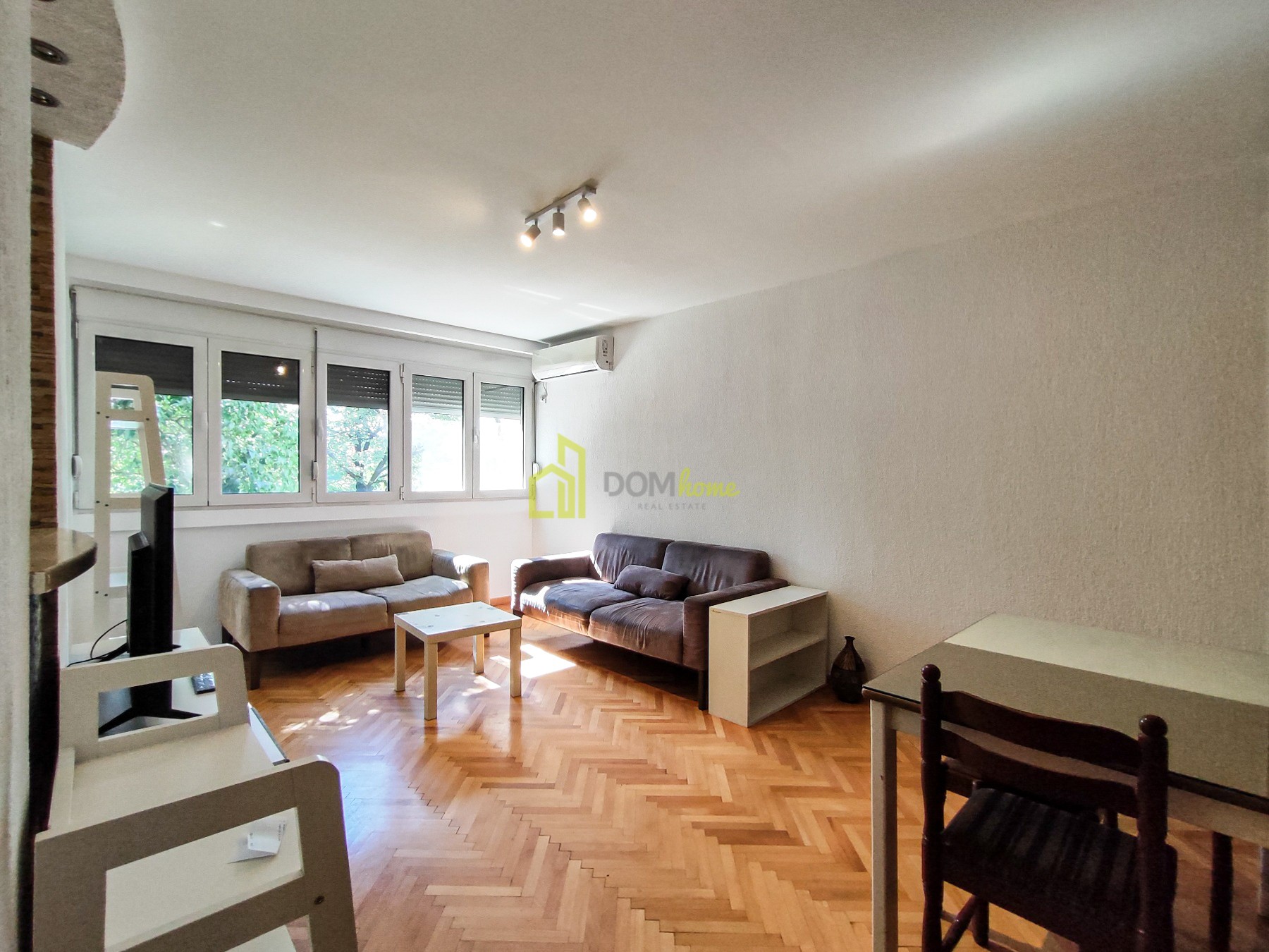 Dvosoban stan 71m2, Zabjelo