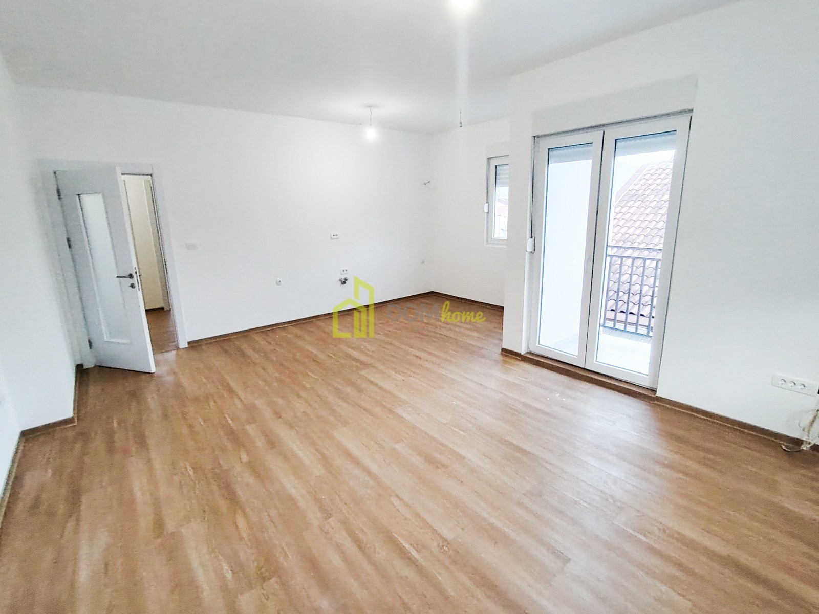 Dvosoban stan 60m2, Zelenika, Nenamješten