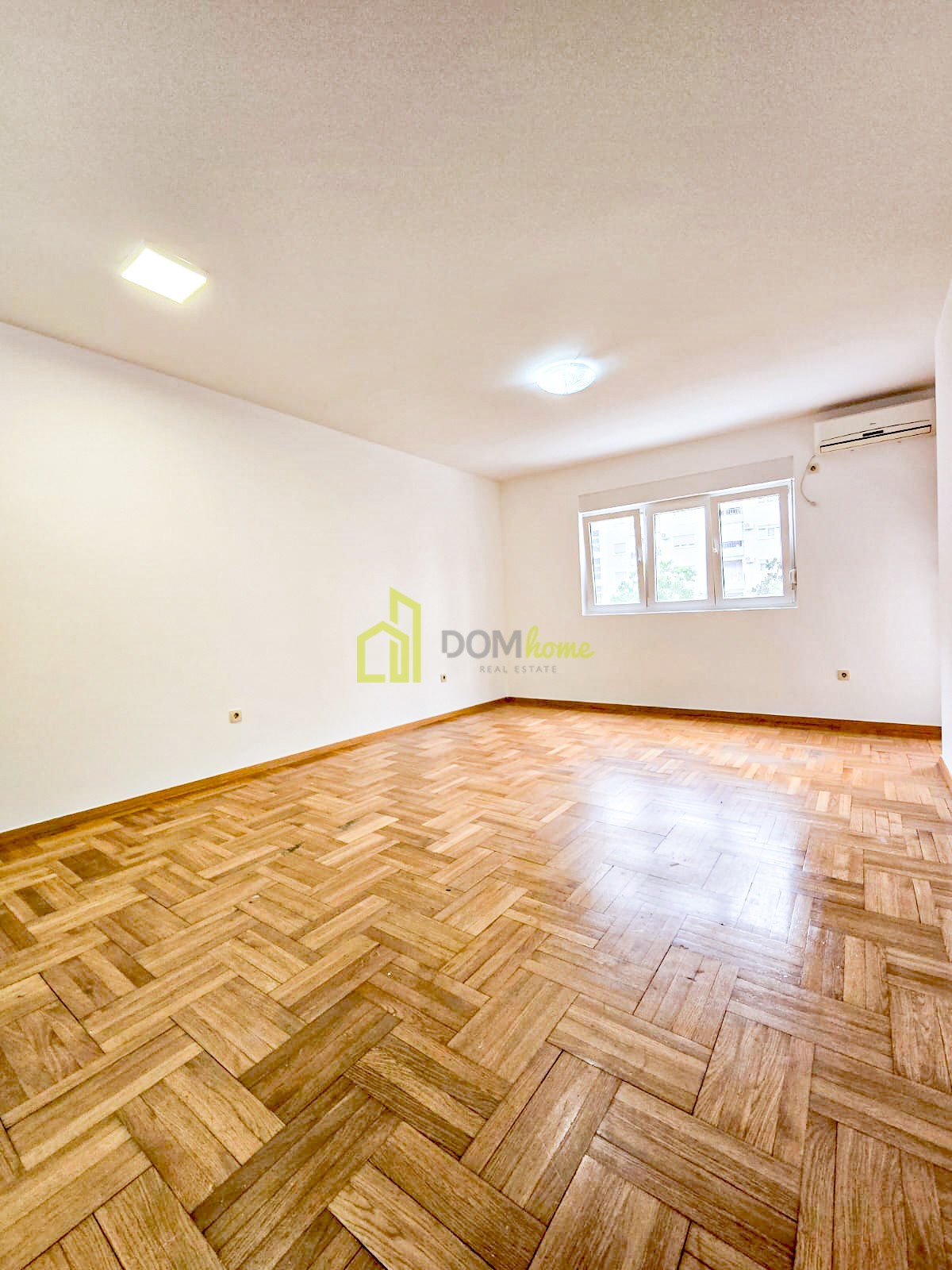 Jednosoban stan 50m2, Pobrežje, Nenamješten