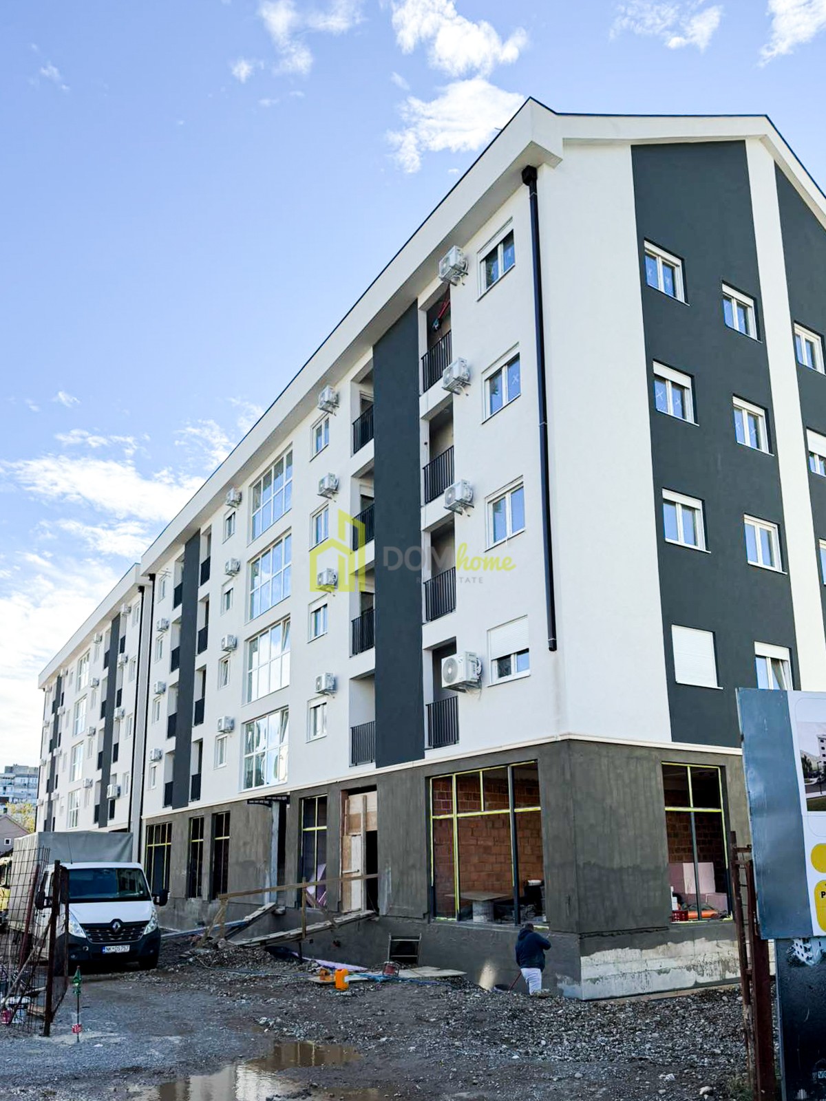 Dvosoban stan 64m2, Zabjelo, U izgradnji