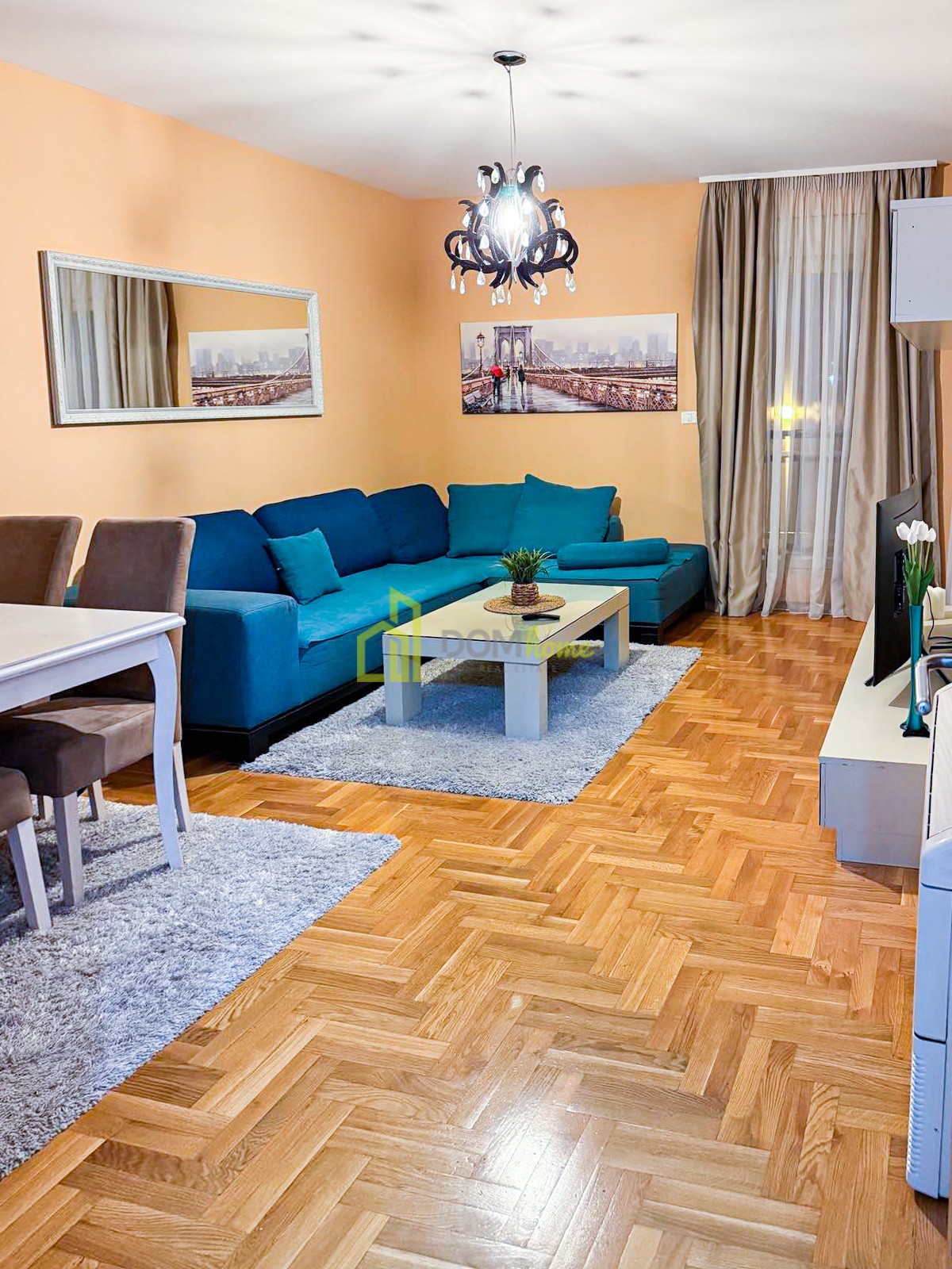 Dvosoban stan 75m2, Pobrežje, Namješten 