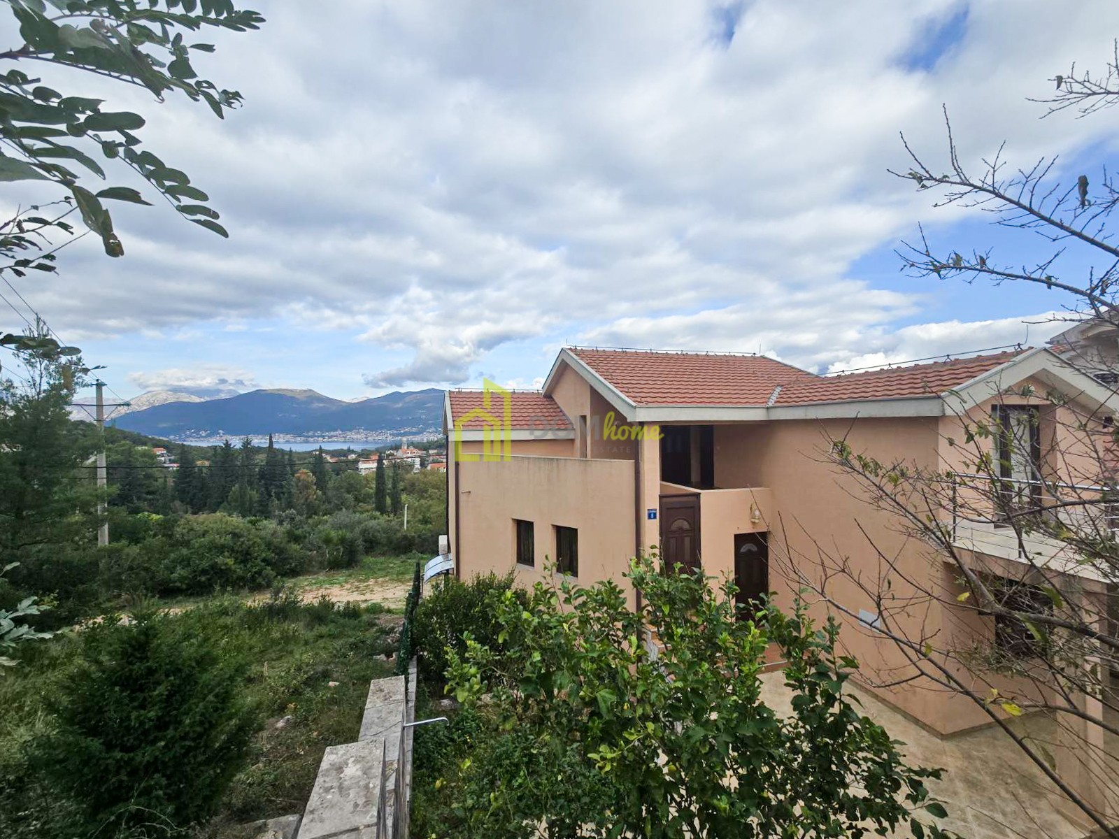 Jednosoban stan 41m2, Radovići, Tivat